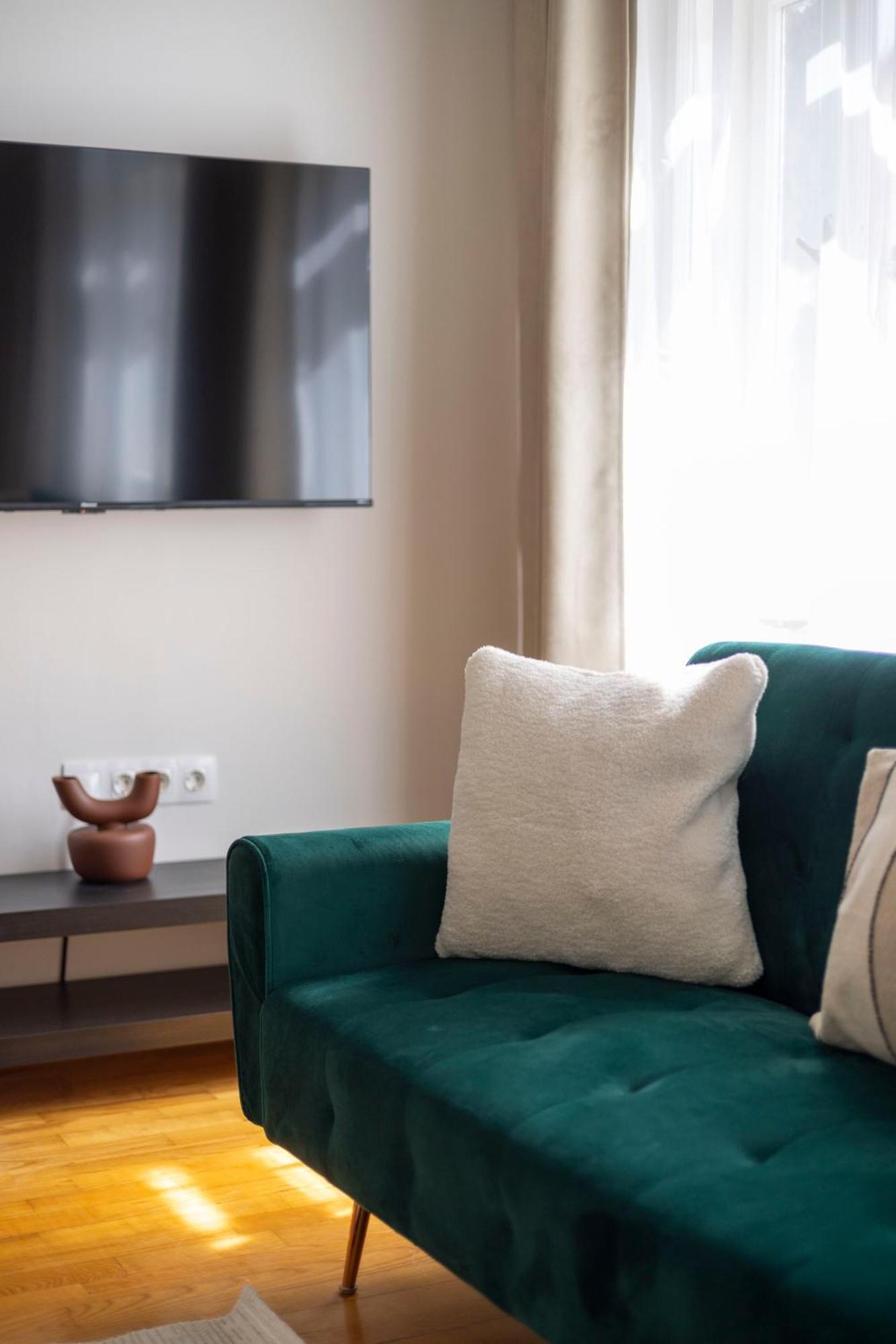Stylish & Cozy City Center Apartment By Prestige Homes Budapest Exteriör bild