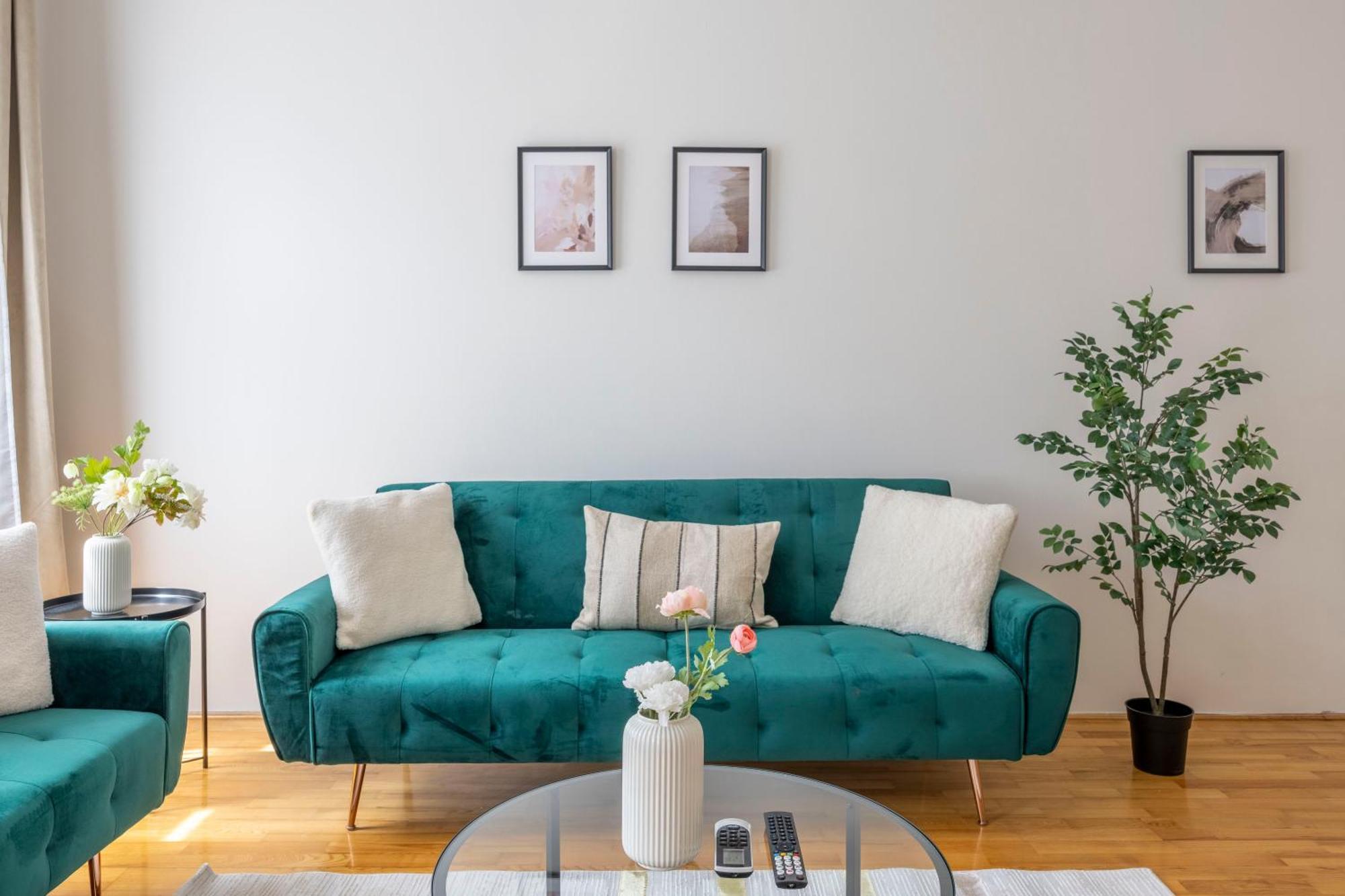 Stylish & Cozy City Center Apartment By Prestige Homes Budapest Exteriör bild